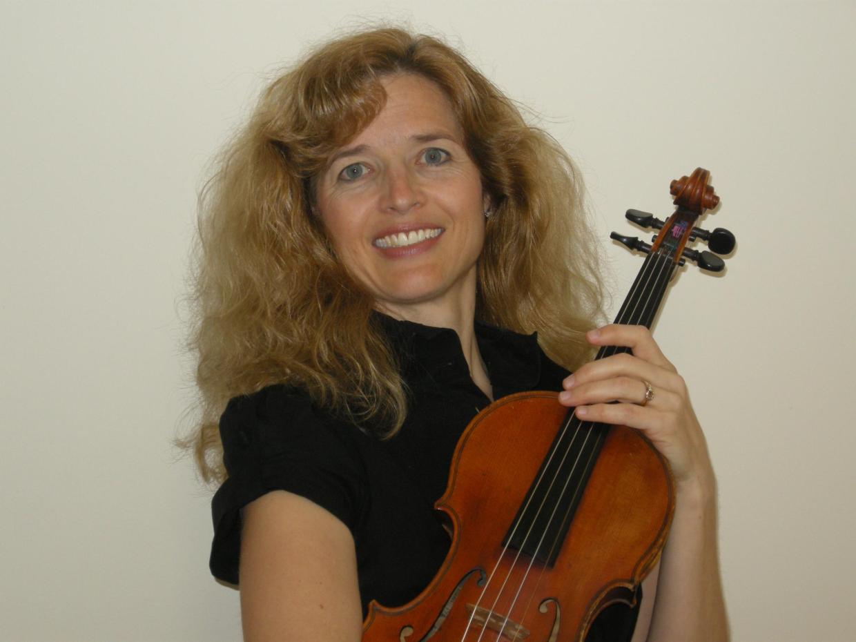 Music Institute Violin & Viola Faculty member, Brigitte Gray