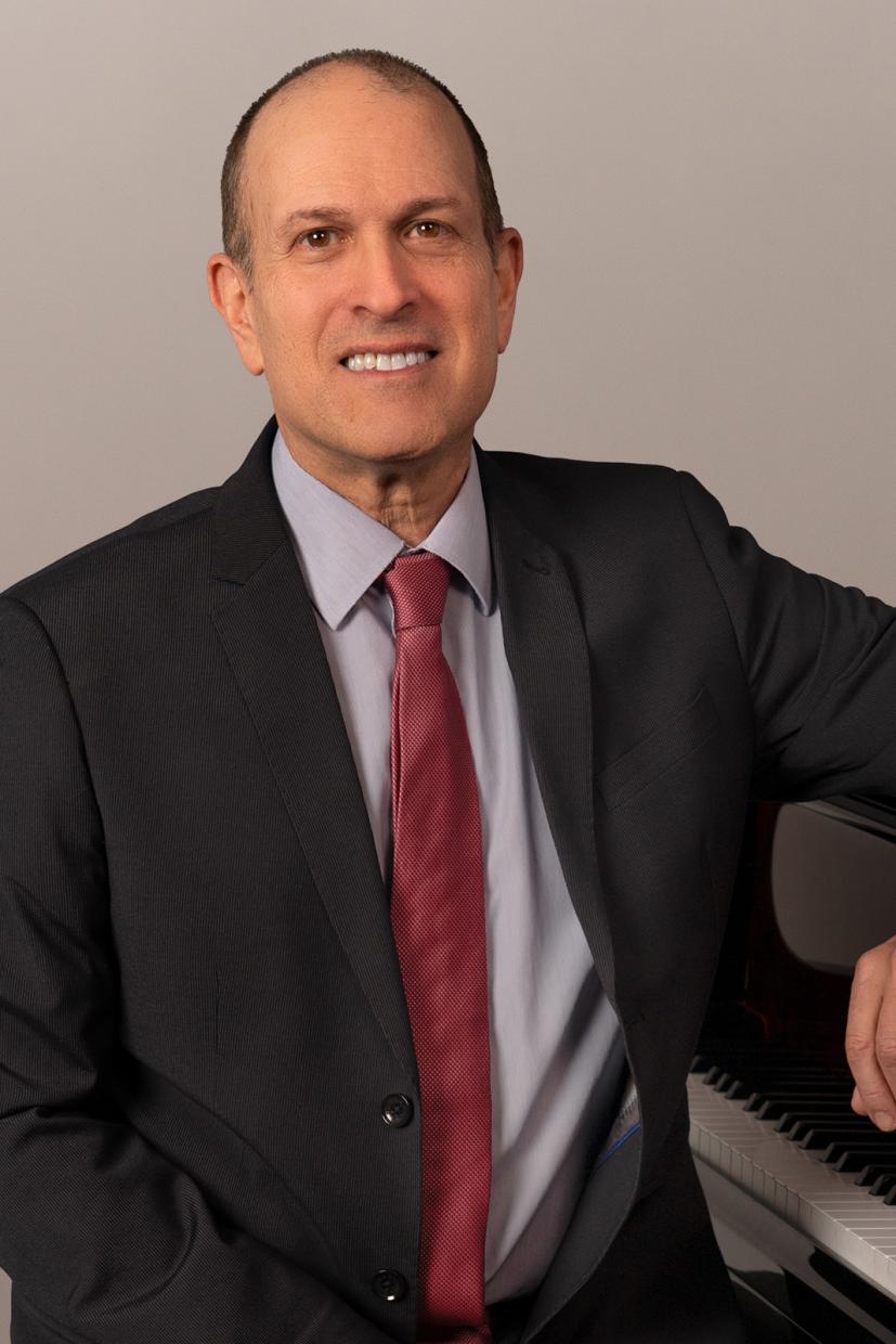 Music Institute Piano Faculty member, Eric Sutz