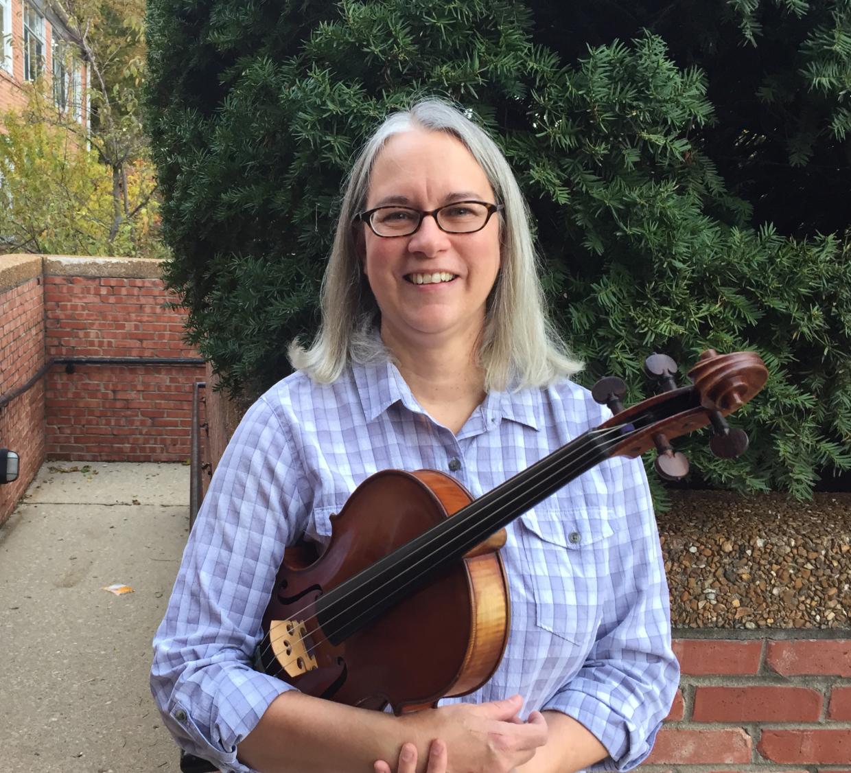 Karin Addis, Music Institute Suzuki Violin and Viola Faculty Member