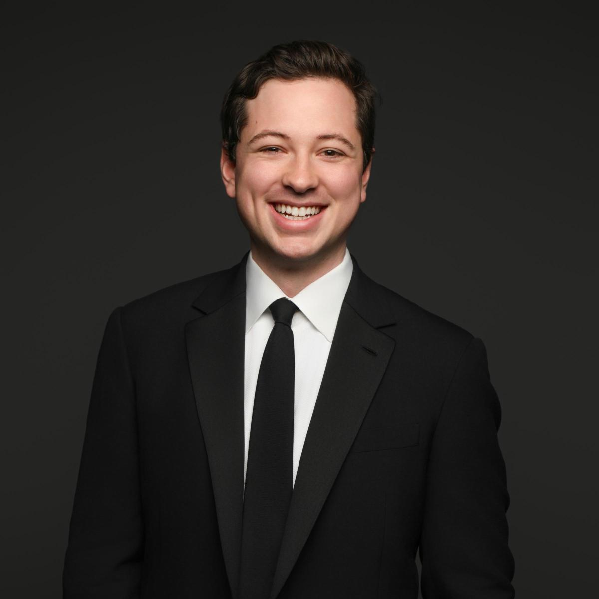 Finn Sagal, baritone