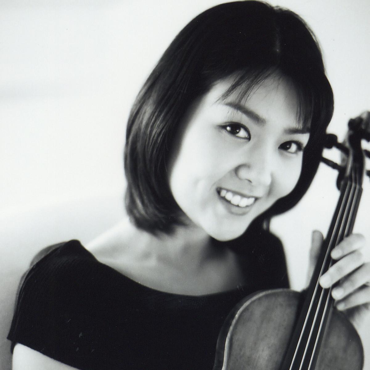 Music Institute Violin Faculty member, Sooji Oh