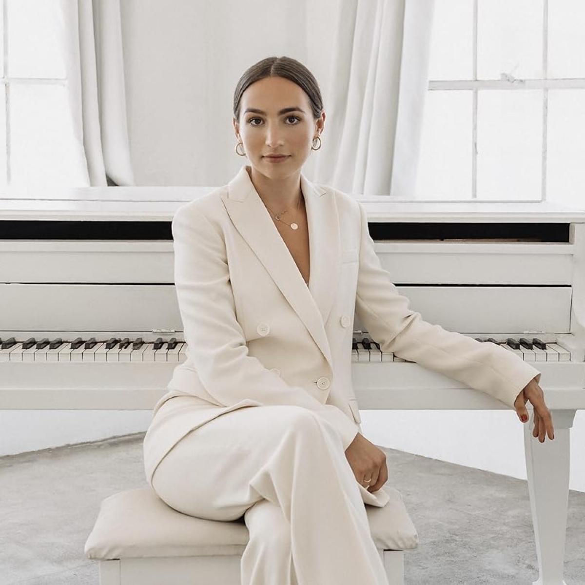 Emily Bear, Grammy award-winning artist and Music Institute of Chicago alumna