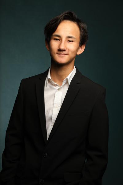 Music Institute Academy member, Simon Cegys