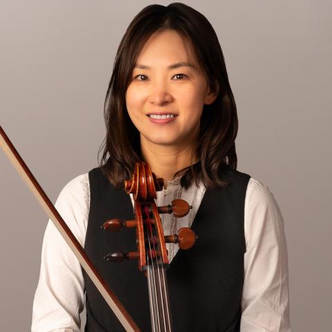 Music Institute Violin & Viola Faculty member, Cloudia Huang
