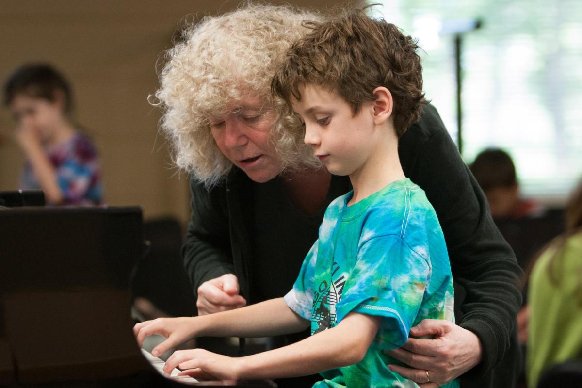 CSI pianist with teacher